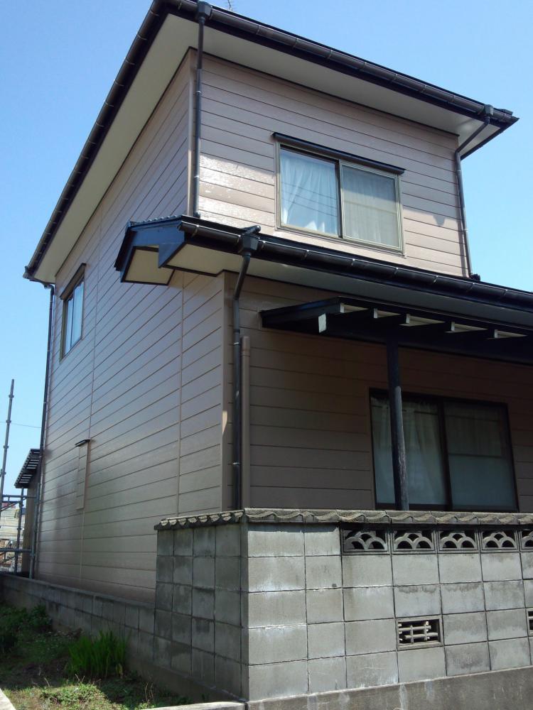 新潟市東区M様邸の外壁塗装後の外観