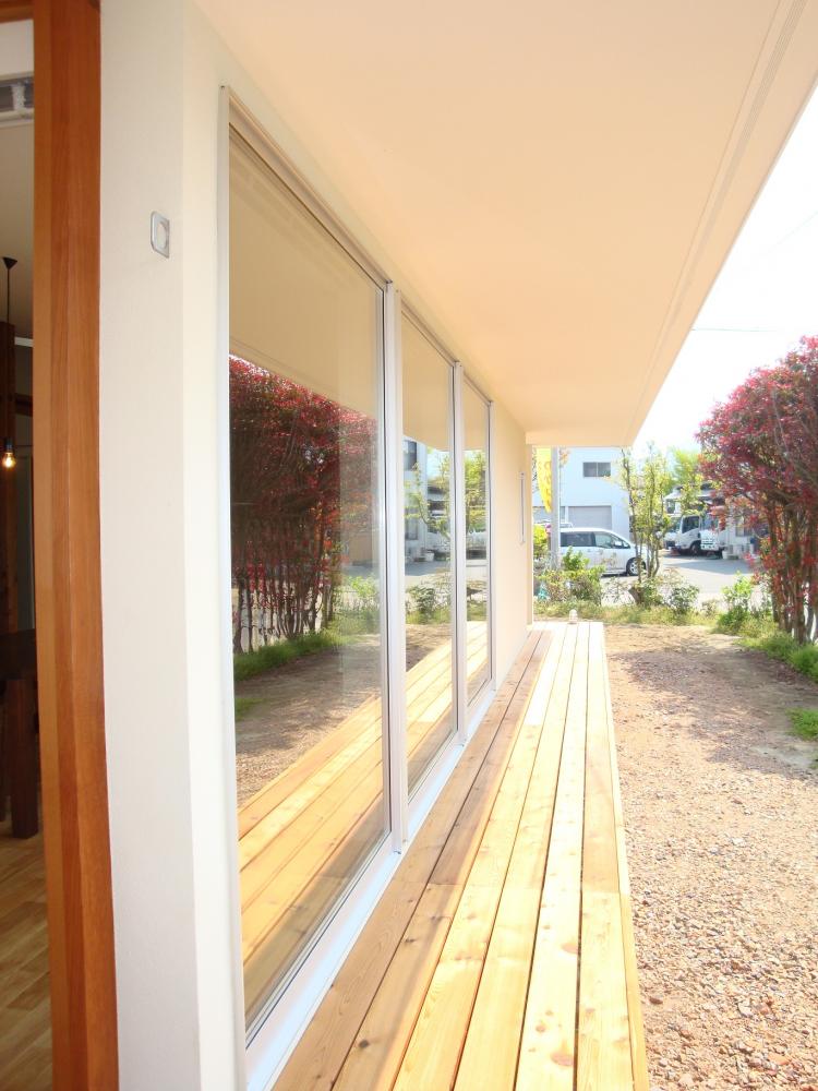 阿賀野市保田N様邸のベランダ